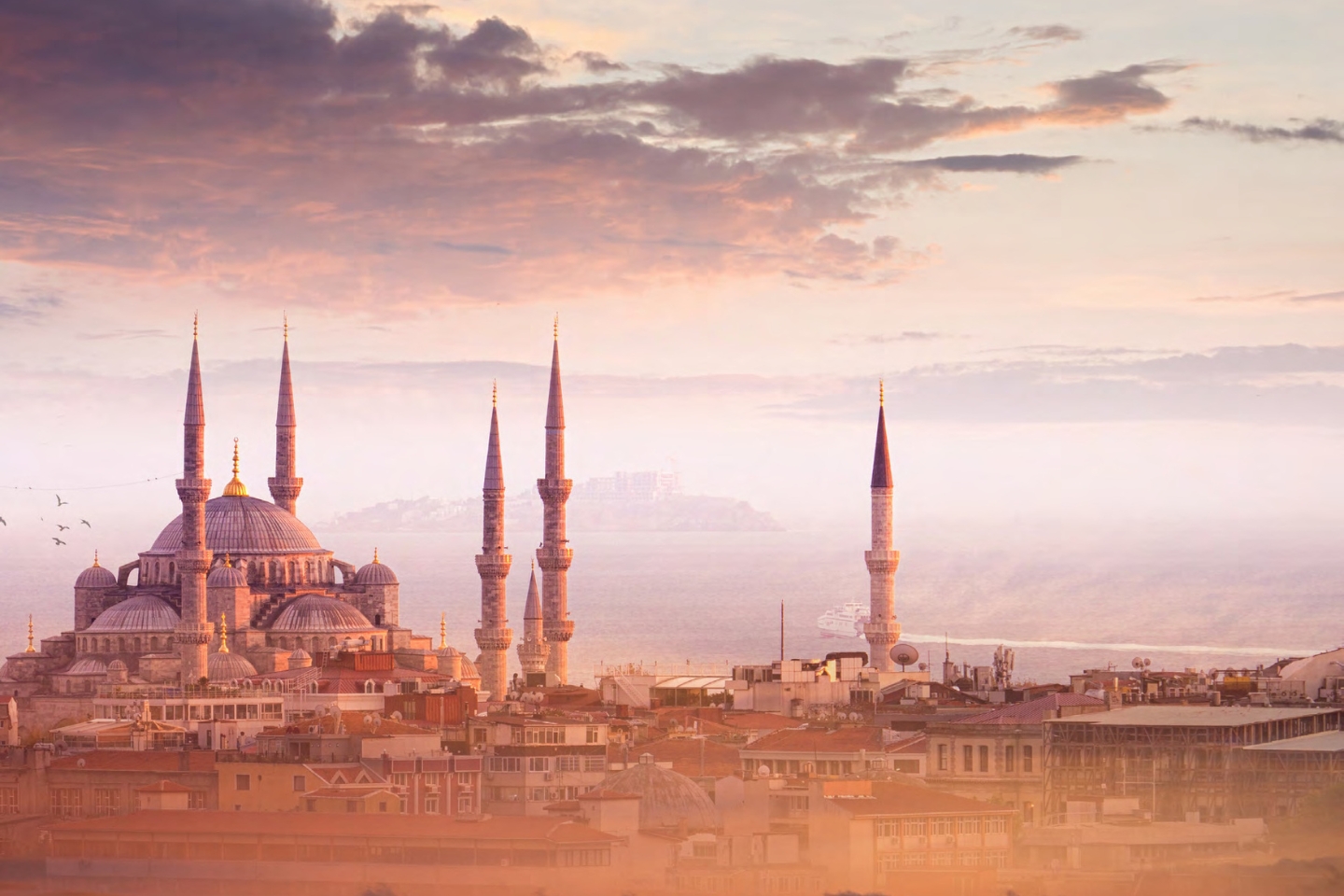 an aerial view of the blue mosque in istanbul, turkey